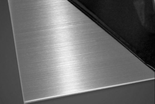La luce resistente alla corrosione di alluminio d'argento spazzolata del piatto 1050A dello strato pesa