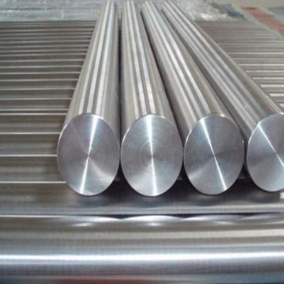 Tagliando dimensione intorno a Rod di alluminio 2024 6061 6082 una superficie luminosa da 7075 tondini
